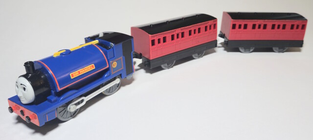 motor_road_&_rail passenger_car power_car sir_handel thomas_the_tank_engine tomy toy train // 5569x2500 // 2.1MB